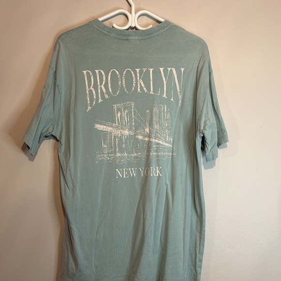 Garage light blue Brooklyn, New York - Picture 6 of 9